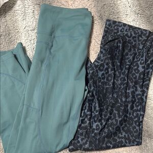 Stylish Women's Pants Set - Teal and Black Leopard